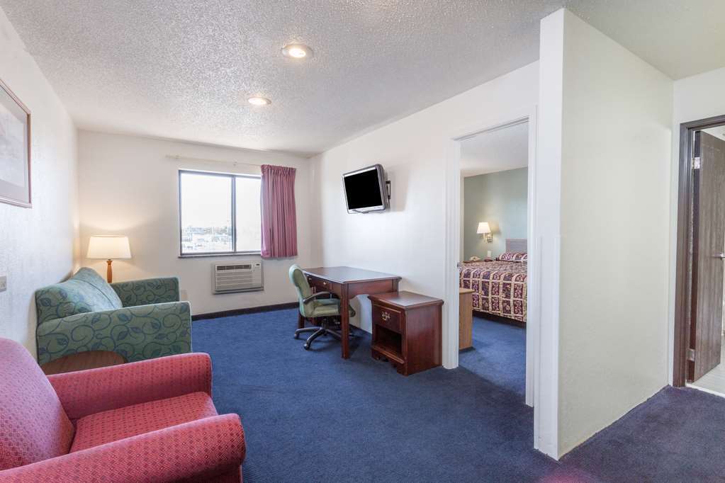 Super 8 By Wyndham Aberdeen Md Room photo